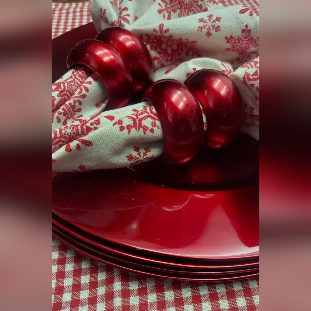 Red and White Snowflake Napkins, Rings, Chargers